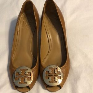 SALE!! Classic Tory Burch Open Toe Wedges